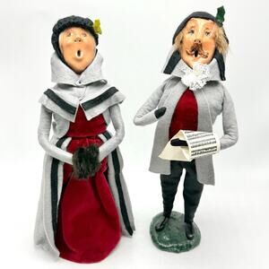 Vintage 1981 Byers Choice Early Carolers Pair of 2 Burgundy Gray Christmas Decor